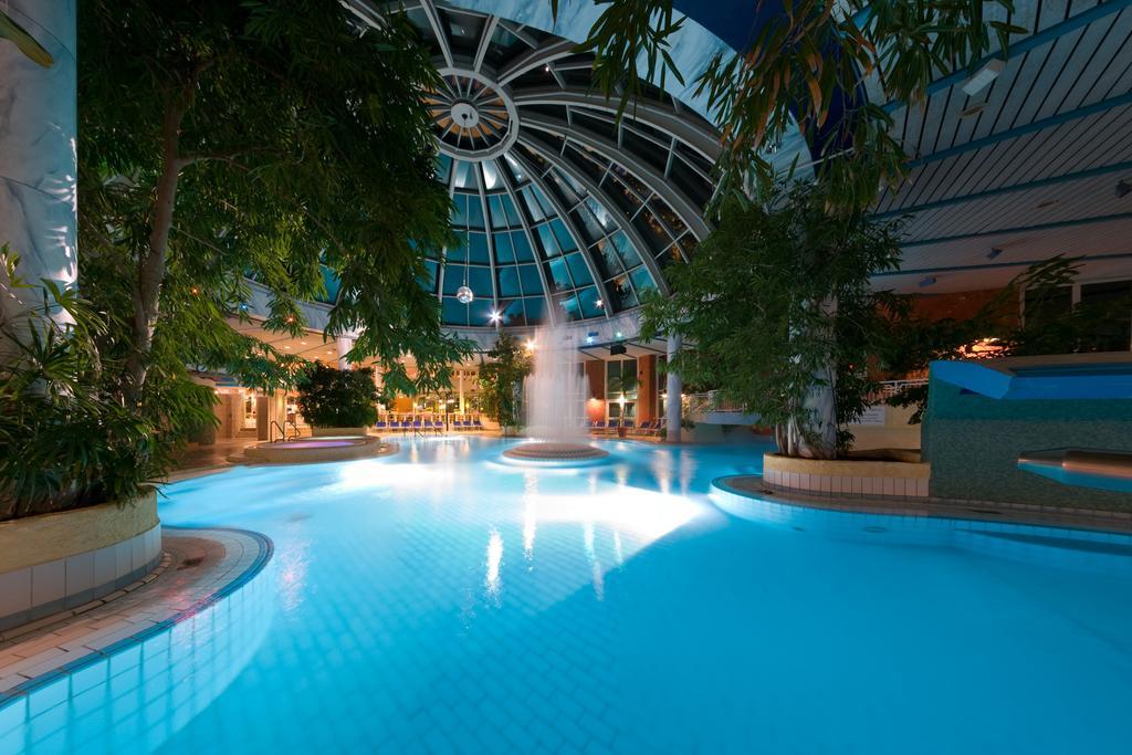Vital Hotel Westfalen Therme Wellness Resort & Spa Бад Липшпринге Екстериор снимка