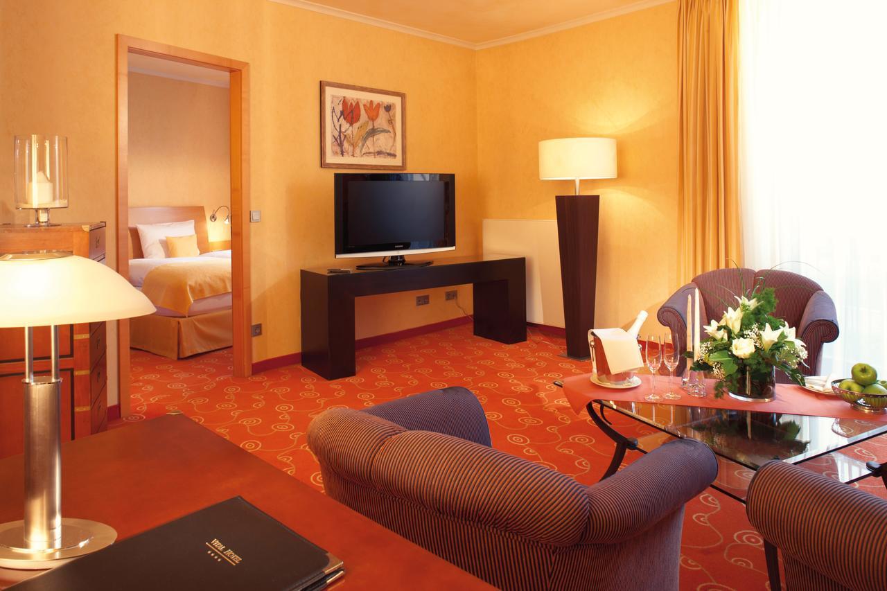 Vital Hotel Westfalen Therme Wellness Resort & Spa Бад Липшпринге Екстериор снимка